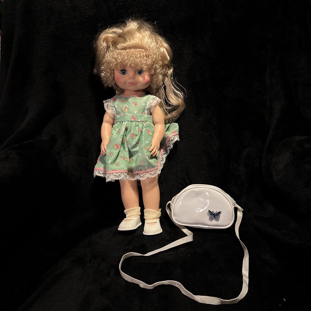 Eegee Doll Vintage 1960s Green Flower Dress 17” Sleep Eyes Pretty Blonde W/Purse